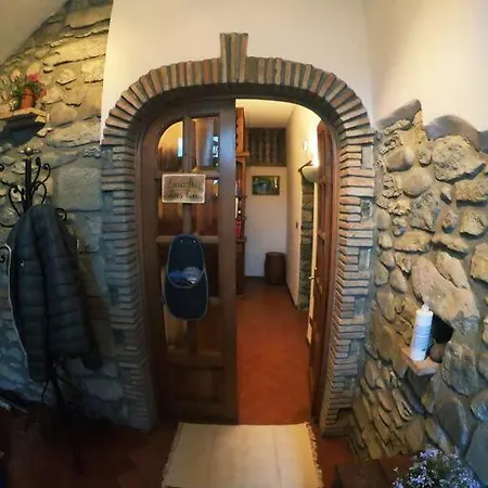 Bio Tuscan Farmhouse By The River, Peaceful Place Casa vacanze Caprese Michelangelo